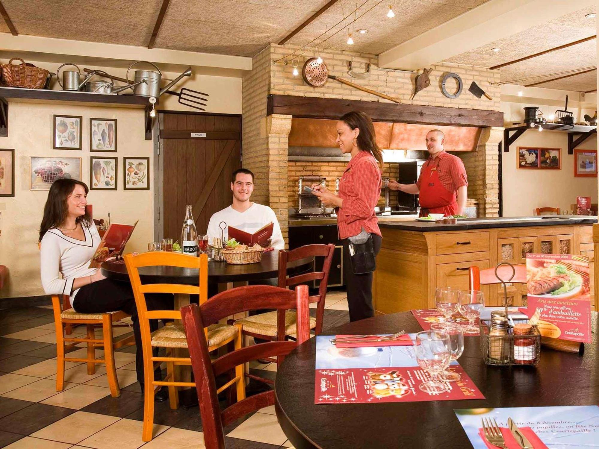 Ibis Paris Porte D'Orleans Montrouge Bagian luar foto